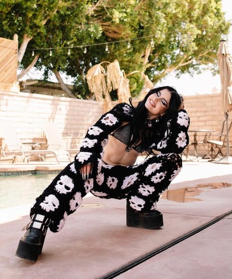 emmanorton modèle érotique des photos