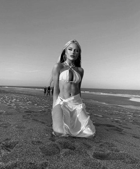 emmanorton modelo sexual archivo