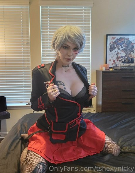 tshexynicky haut modèle archive