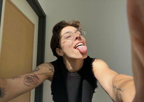 Lexiepeterss estrella porno del sexo imagen