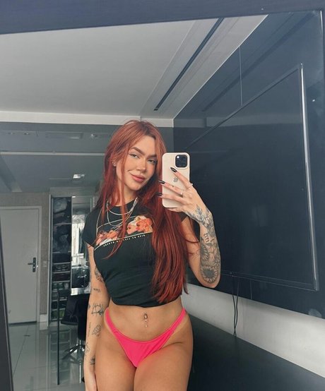 Lara Silva star du porno de haute qualité images