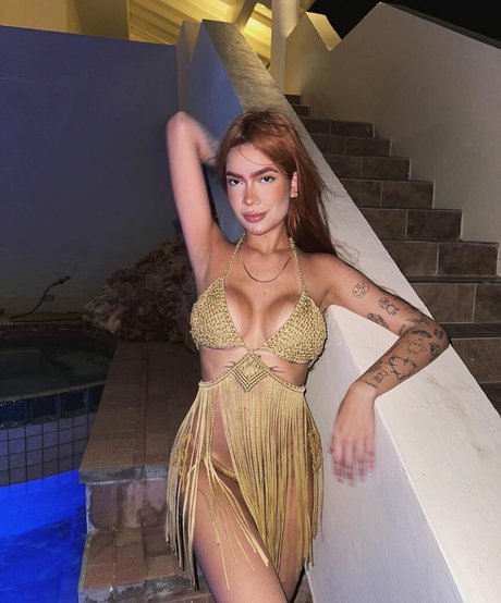 Lara Silva perfect model img