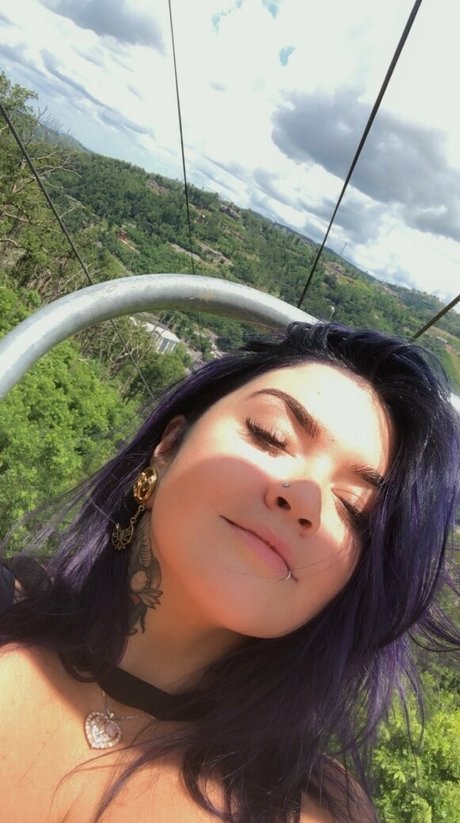 little rampage modelo bonita imagen