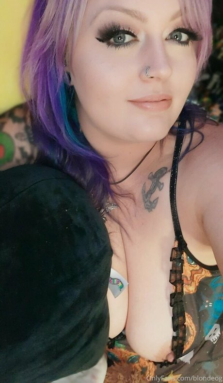 blondeog actrice nue img