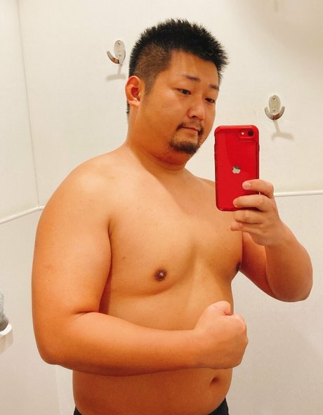 blc113 estrella caliente imagen