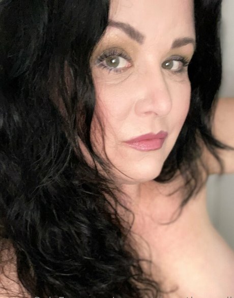 evparrishsouthernmil modèle sexy image