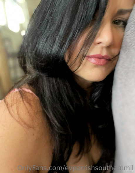 evparrishsouthernmil actrice exclusive image