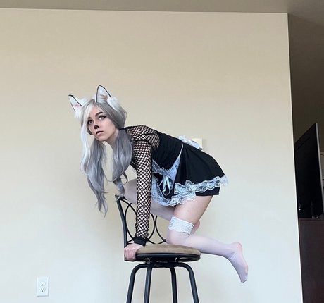 Awkspew roo2 star du porno gratuit img