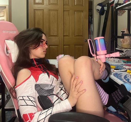 Awkspew roo2 haut modèle galerie