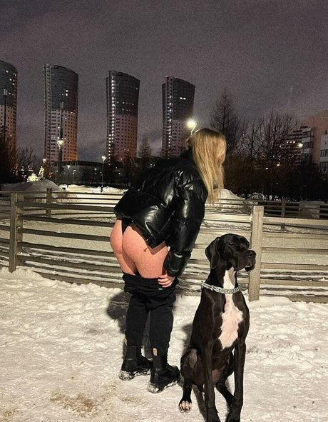 Ahrinyan desnudos de modelos fotos