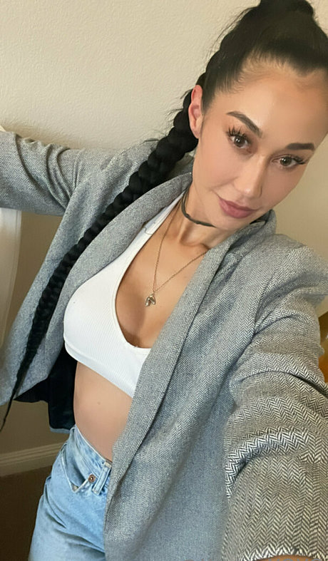 karleaxoxo actrice de nus img