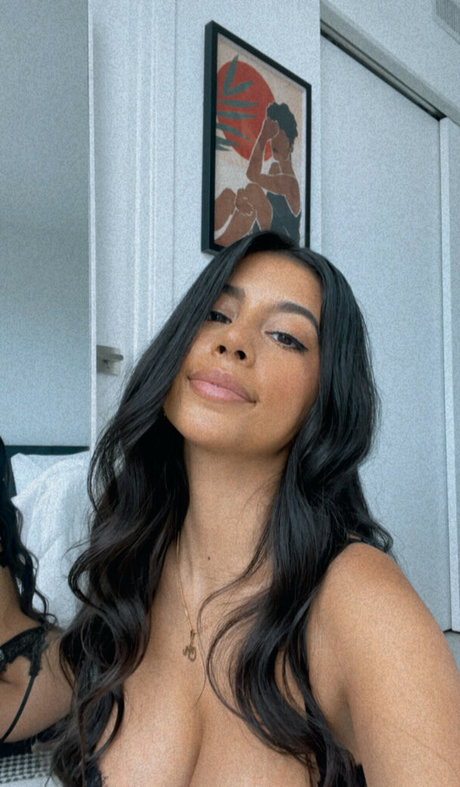 Teammillz modèle sexy photos