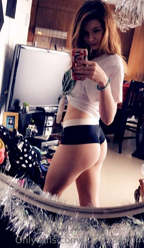 noe waymefree240399 nudes star photo