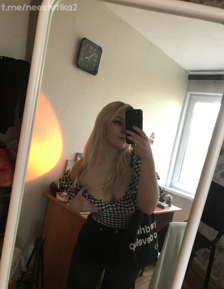 Lenny Bright estrella bonita galerías