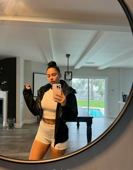 jaderamey actriz de alta calidad imágenes