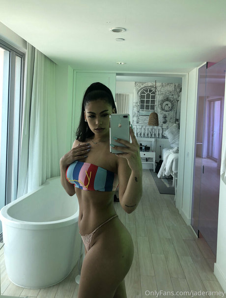 jaderamey étoile gratuite collection