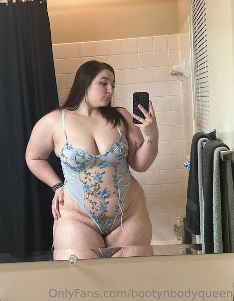 bootynbodyqueen xxx star du porno image