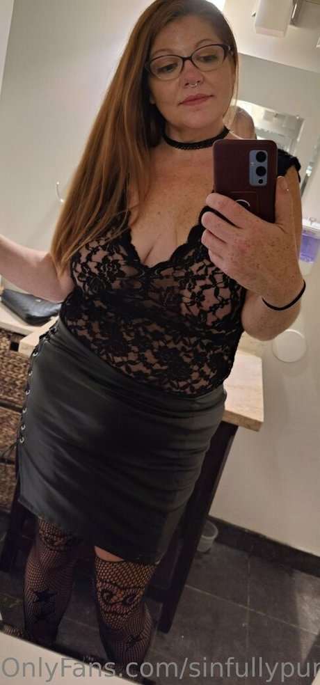 sinfullypurrfuct model xxx img