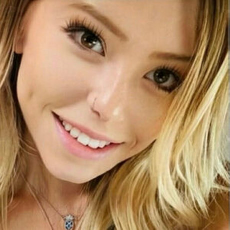 wifeywet jolie étoile archive