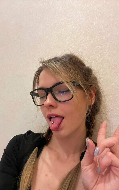 emmapaid modelo libre archivo