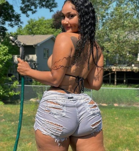 Darla Dimples actriz atractiva archivo