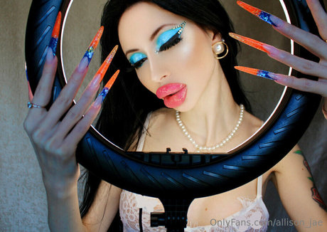 allison jae estrella superior imágenes