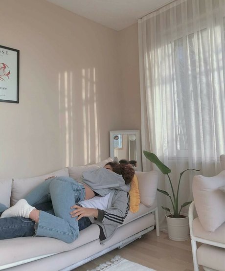 Meltem Koc desnudos estrella porno galería