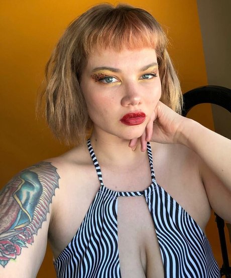 isabel hendrix naked model pictures
