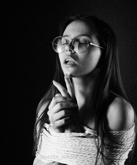 petitenikole mannequin archive