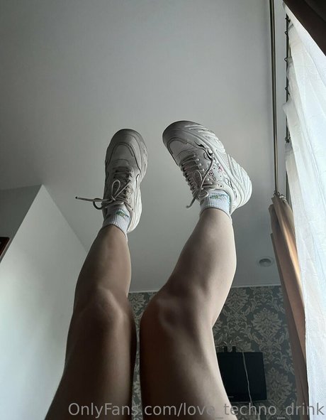 love techno drink estrella porno exclusiva foto