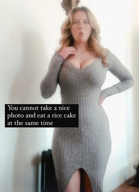 Dakota Blue Richards estrella caliente fotos