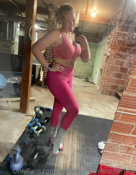 femalefarmerrancherfree actriz desnuda archivo