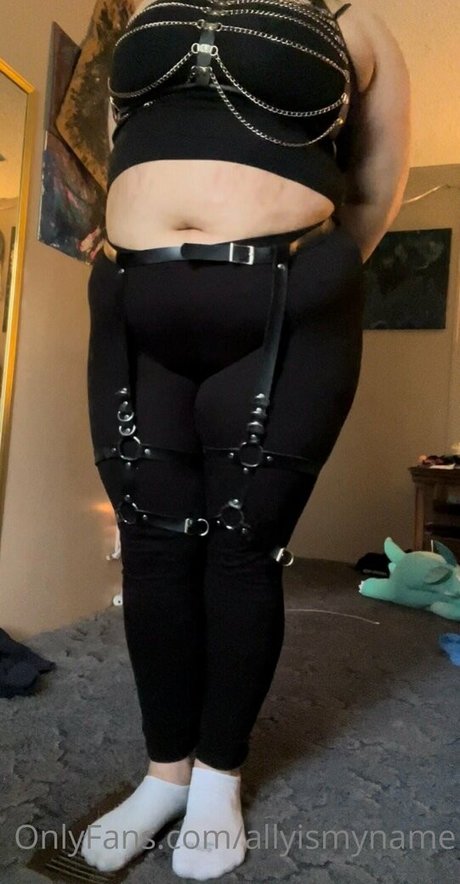 allyismyname estrella porno sexy galería