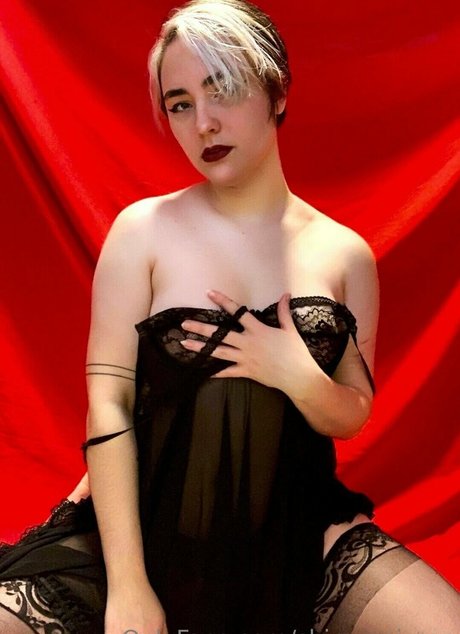 archstarweaver modelo erótico foto