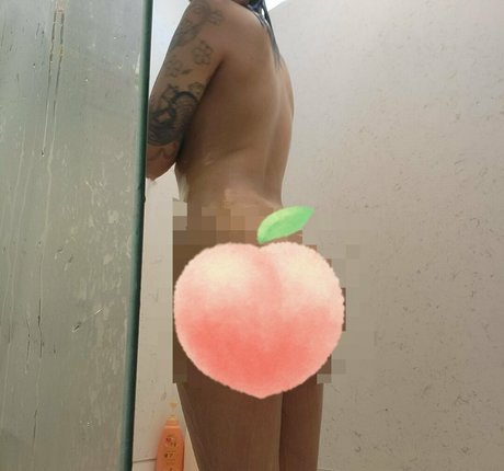 elabunny estrella desnuda imágenes