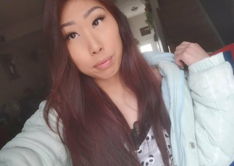 ngansturr model art picture