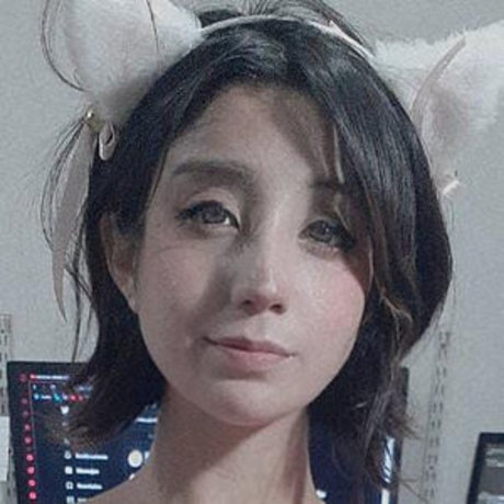 Sakurajima224 modelo desnuda archivo