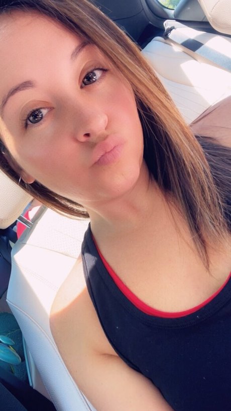 LoadsofLayla estrella porno xxx galerías