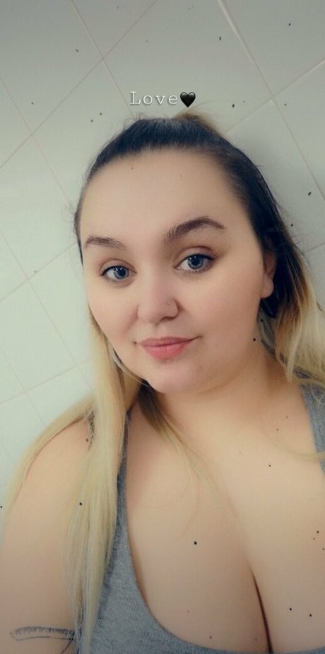 btattooed angel modèle photos