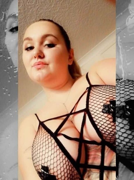 PAWG estilo perrito onlyfans sexy caliente imagen