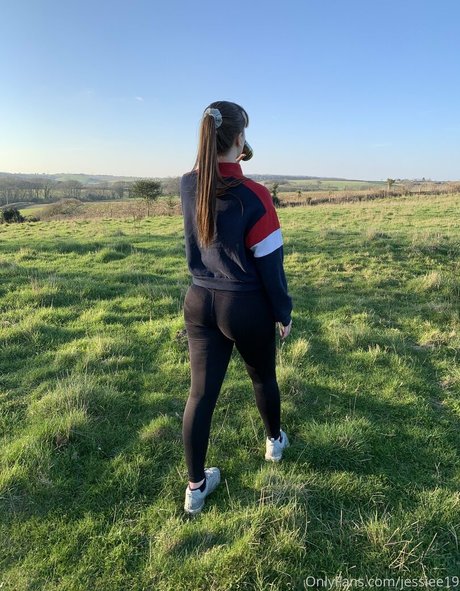 jessiee19 porn actress photo