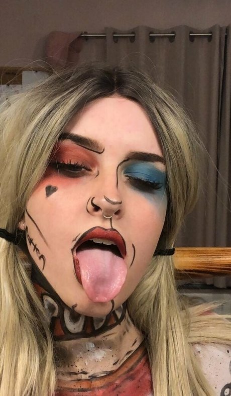 jessiee19 nude pornstar image