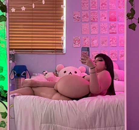 okay kylie Miniature