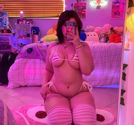 okay kylie actriz adulta imagen