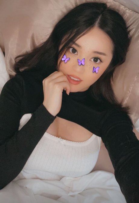 Plushys pornstar sexy photos