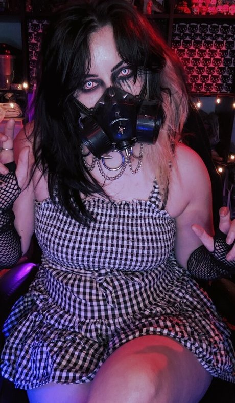 Easygoinggoth exclusive pornstar gallery