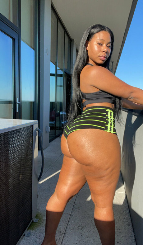 Katanah Tease model exclusive image