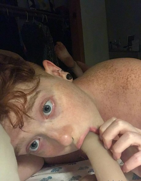 sluttubus estrella sexy foto