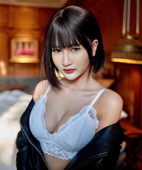 Kameaam actrice exclusive photo