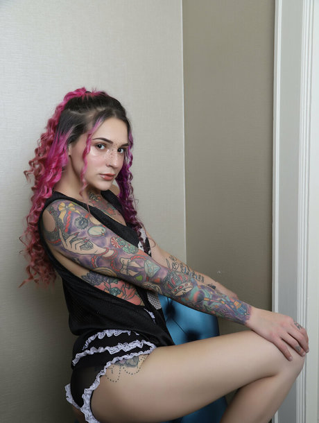 hazzardousmaterial estrella exclusiva archivo